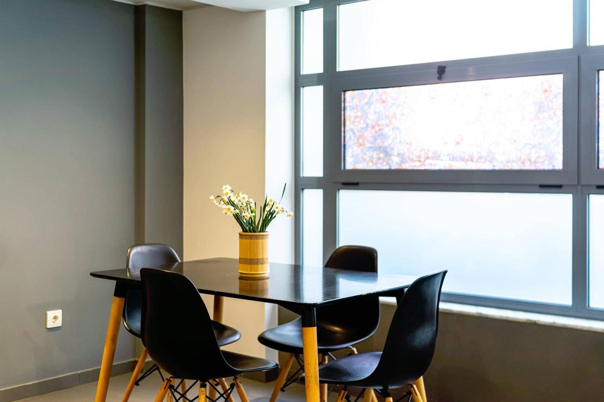 Gazi Urban Residence Атина Екстериор снимка