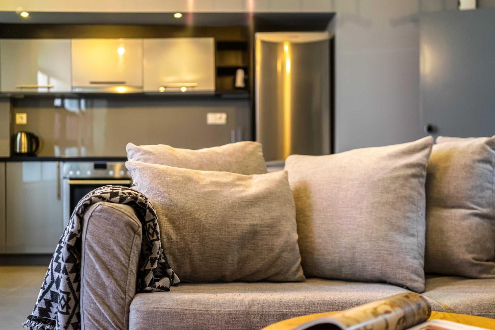 Gazi Urban Residence Атина Екстериор снимка