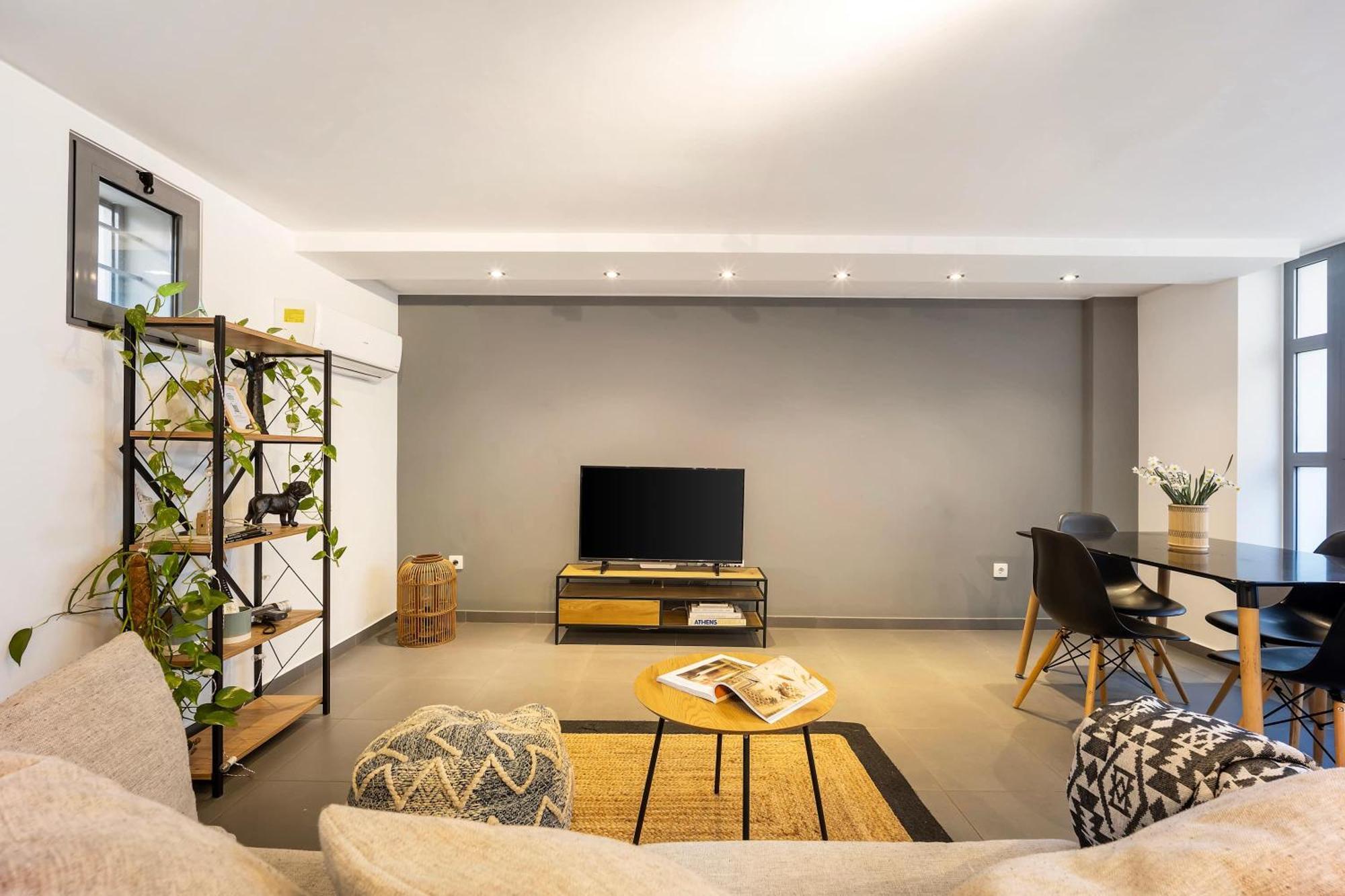 Gazi Urban Residence Атина Екстериор снимка